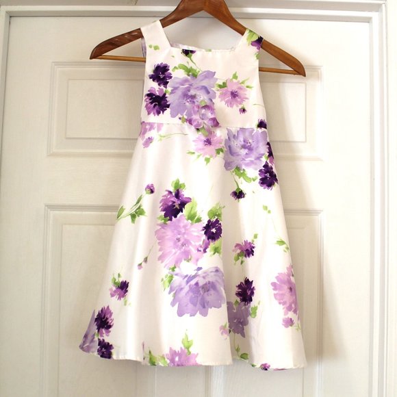 Youngland Other - Youngland Sleeveless Floral Dress size 5 Purple White Green